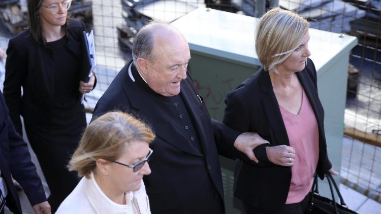arzobispo Wilson Adelaide australia abusos menores encubierto condenado