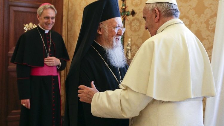 Mai 2018: Der Ökumenische Patriarch Bartholomaios I. mit Papst Franziskus
