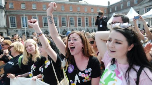 Vers une libéralisation de l'avortement en Irlande