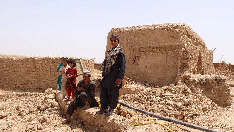 Oko 3,7 milijuna afganistanske djece školske dobi nema pristupa obrazovanju
