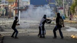 nicaraguan-police-reports-two-dead--two-injur-1527990204959.jpg