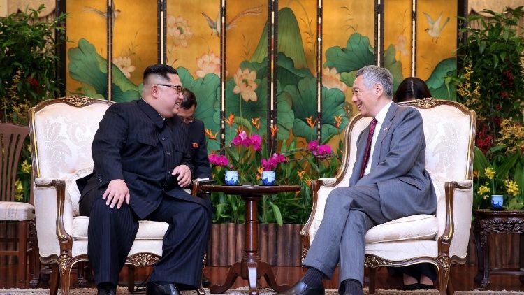 North Korean leader meets with Singapore Prime Minister ahead of summit