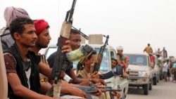 yemeni-forces-and-saudi-led-coalition-launch--1528913655178.jpg