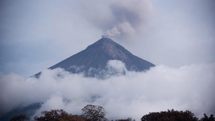 Le Volcan de Feu, au Guatemala.