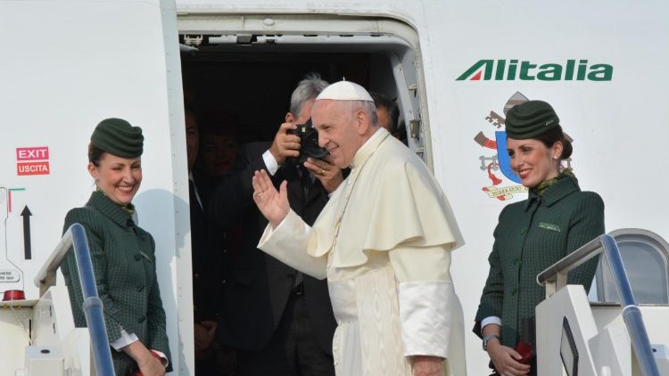 Le Pape lors de son départ de Rome