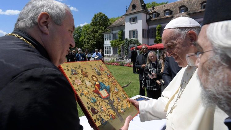 Le Pape en visite à l'Institut œcuménique de Bossey, le 21 juin 2018.