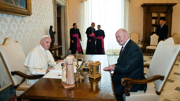 pope-francis-receives-the-governor-general-of-1529921055323.jpg