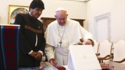 pope-francis-meets-president-of-bolivia-evo-m-1530354005083.jpg