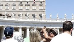 angelus-by-pope-francis-in-st--peter-s-square-1531050456563.jpg