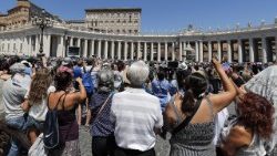 angelus-by-pope-francis-in-st--peter-s-square-1531050460087.jpg