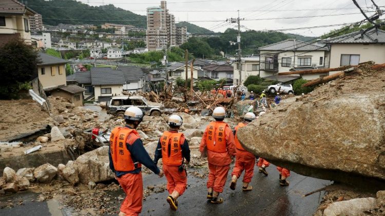 Les pluies torrentielles ont fait 100 morts au Japon, lundi 9 juillet 2018.