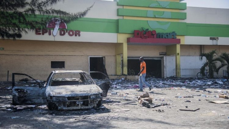Haiti: saque de lojas e supermercados, violência generalizada e manifestações