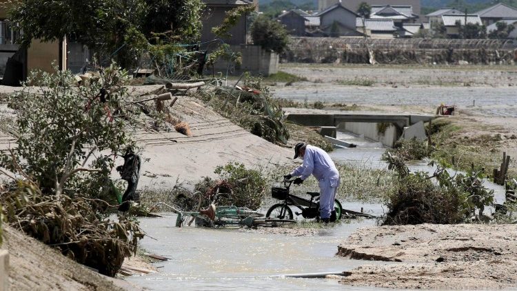 Đức Thánh Cha chia buồn với các nạn nhân bị lụt tại Nhật Bản