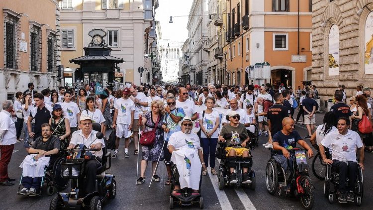 Một cuộc tuần hành vì quyền của những người khuyết tật