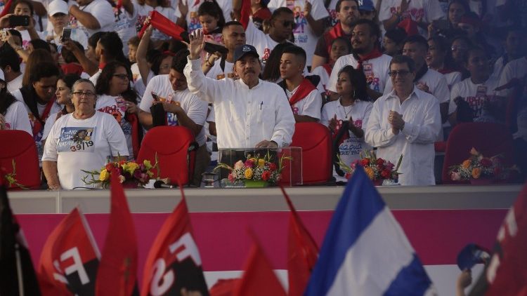 Presidente Daniel Ortega celebrando el aniversario de la Revolución Sandinista en Managua