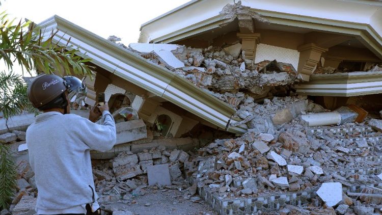 Earthquake on Indonesia's Lombok island