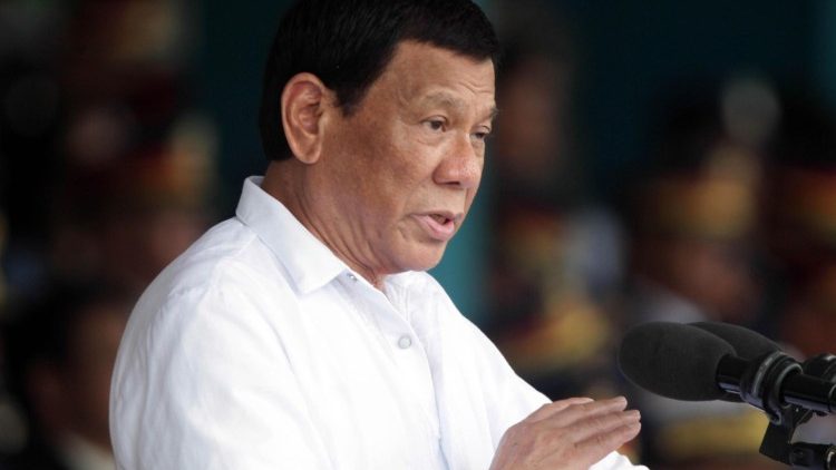 Der philippinische Präsident Rodrigo Duterte steht wegen seines gewaltsamen Anti-Drogen-Kampfes in der Kritik 