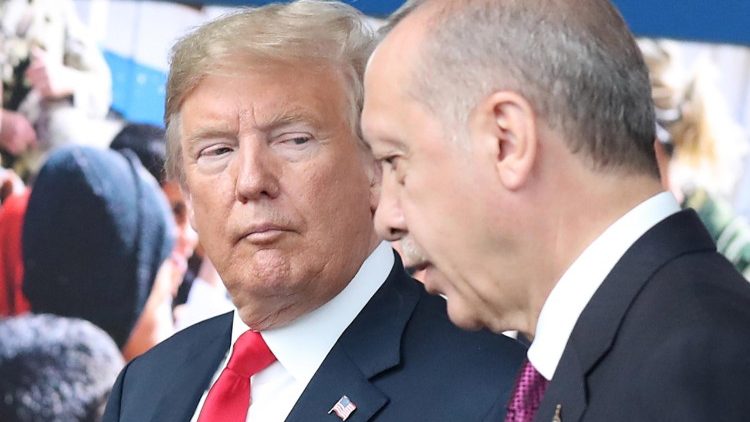 USA und Türkei im Clinch: Trump mit Erdogan auf einer Archivaufnahme