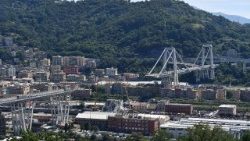 bridge-collapsed-on-genoa-higway-1534331493519.jpg