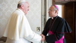 pope-francis-with-archbishop-edgar-robinson-p-1534506395633.jpg