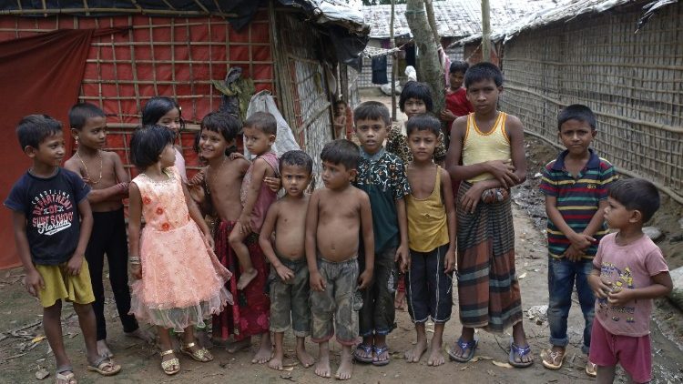 Dzieci z ludu Rohingya, uchodźcy z Birmy