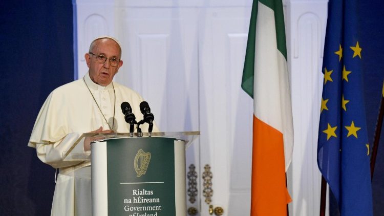 pope-francis-visits-ireland--1535202356811.jpg