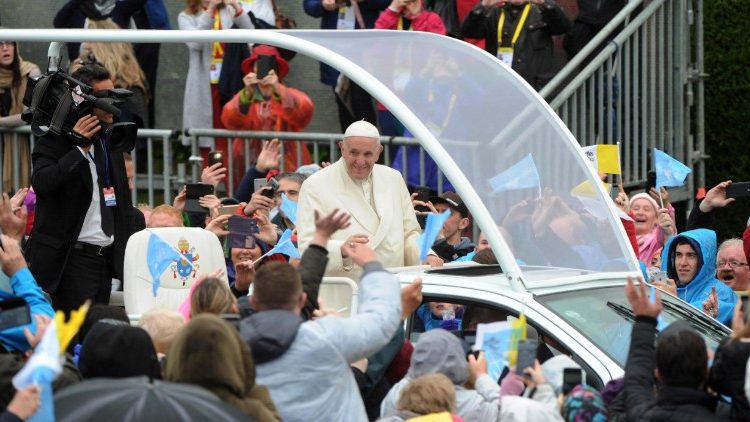 pope-francis-visits-ireland-1535278598712.jpg