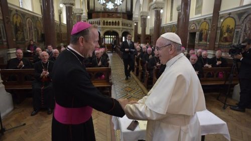 Papa exorta bispos a perseverarem nestes "momentos tão desafiadores"