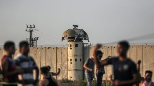 Gazos krikščionims bus leidžiama per Kalėdas kirsti sieną