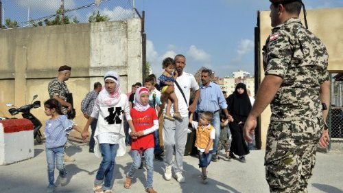 La Siria svuotata di cristiani. Monsignor Tobji: la vostra casa è qui
