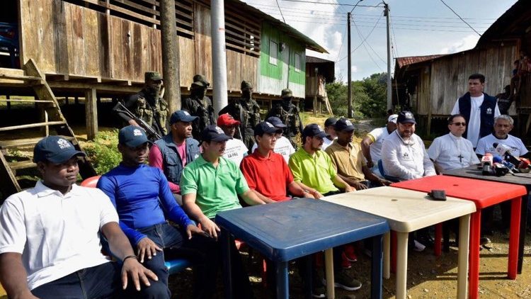 Group of kidnap victims released by ELN guerrillas in September 2018