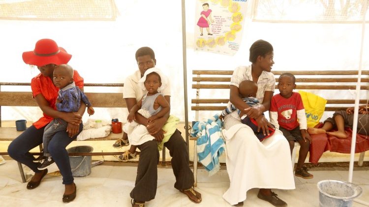 Zimbabwe: bambini colpiti dal colera