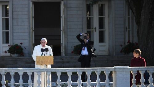 A Tallinn, le Pape loue la mémoire et les racines