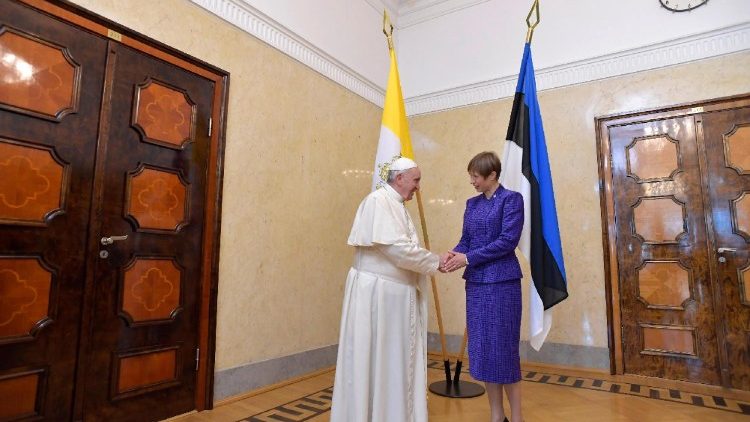 pope-francis-in-estonia-1537870628418.jpg