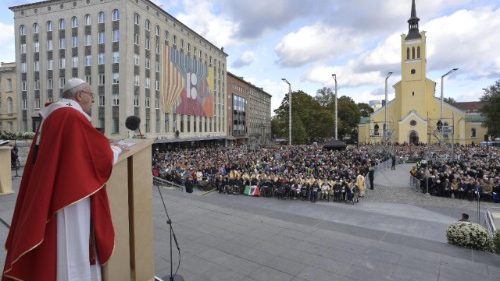 Папа на Мессе в Таллине: будьте народом святым и свободным