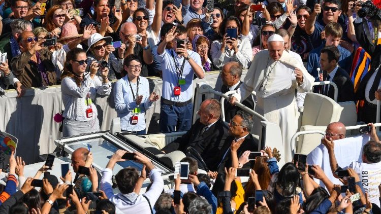 Papa Franjo prije svete mise kojom je započela Sinoda o mladima; Vatikan, 3. listopada 2018.