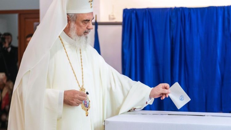 Румънският православен патриарх Даниил подкрепи референдума за брака