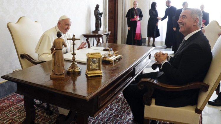 pope-francis-with-montenegro-s-president-milo-1538995273672.jpg