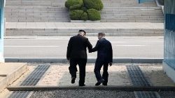 inter-korean-summit-between-heads-of-state-of-1539081376954.jpg