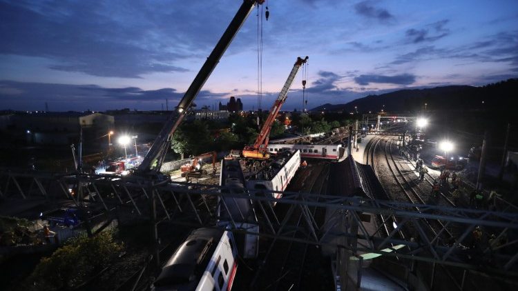 Железнодорожная катастрофа на Тайване
