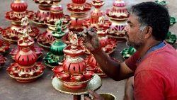 preparations-for-diwali-festival-in-bangalore-1540821074700.jpg