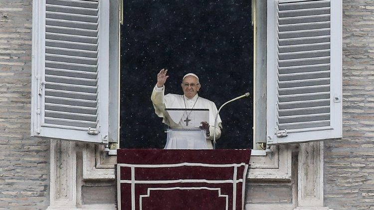 Papa Franjo tijekom molitve Anđeoskog pozdravljenja