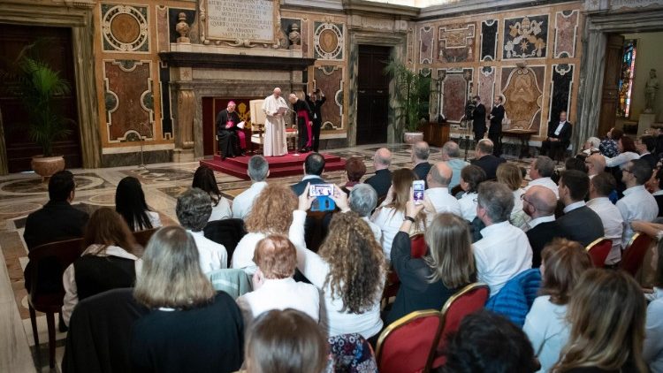 Папа Франциск на встрече с делегатами молодёжной ассоциации «Ученики Неба»