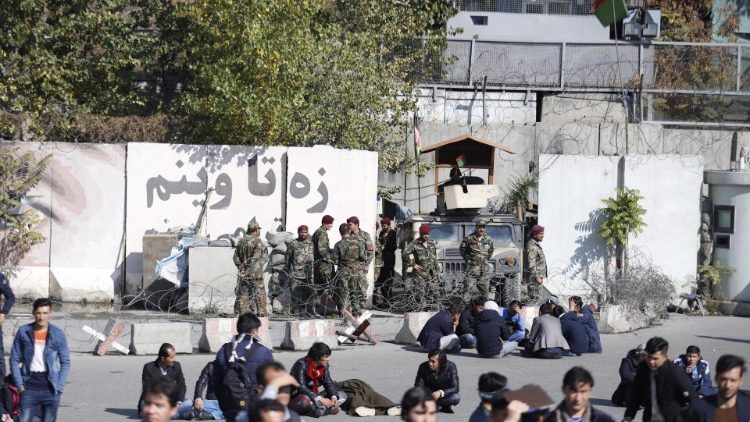Eine Demo gegen Taliban und den IS in Kabul an diesem Montag