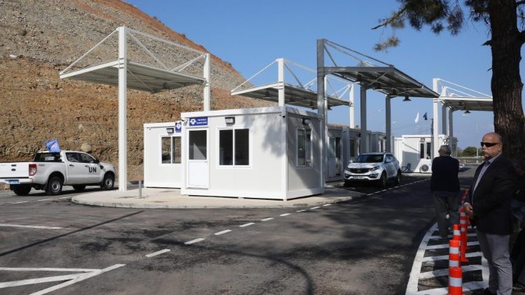 New crossing points in Cyprus