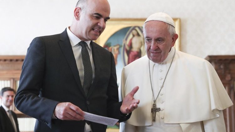 El Papa y el Presidente suizo