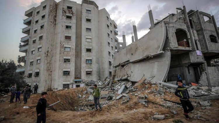 Ruševine nakon bombardiranja pojasa Gaze