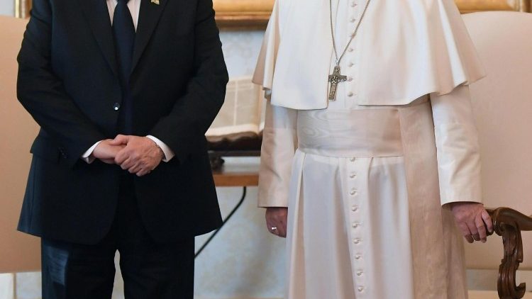 pope-francis-receives-israeli-president-reuve-1542282797635.jpg