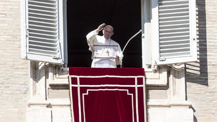 教皇フランシスコ、2018年11月18日、バチカンでの日曜正午の祈り