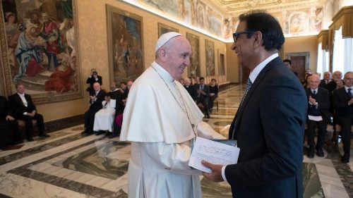 Papa a "Missione Shahbaz Bhatti": vicini ai cristiani e alle minoranze vittime di violenze